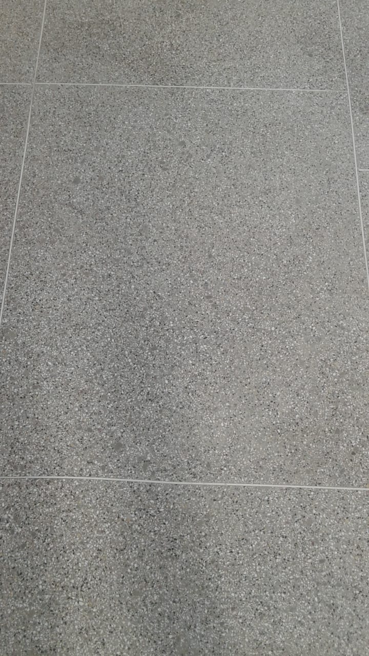 Detalhe da textura de granitina cinza